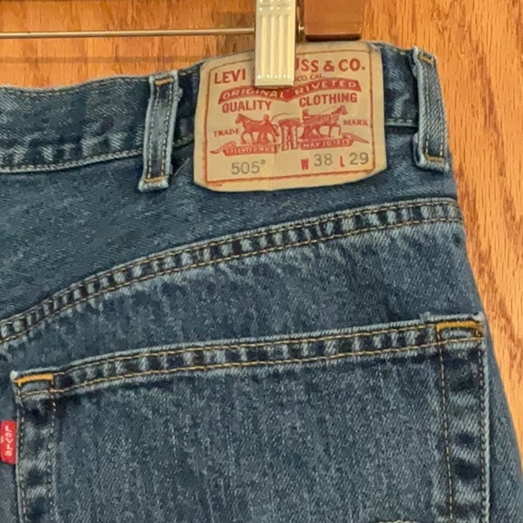 Levi’s 505 Regular Fit Dark Denim Jeans - Picture 4 of 5